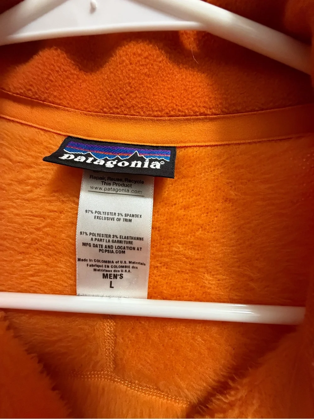 Patagonia Men's R2 Fleece Vest Orange Full Zip Size Large Hiking Outdoor